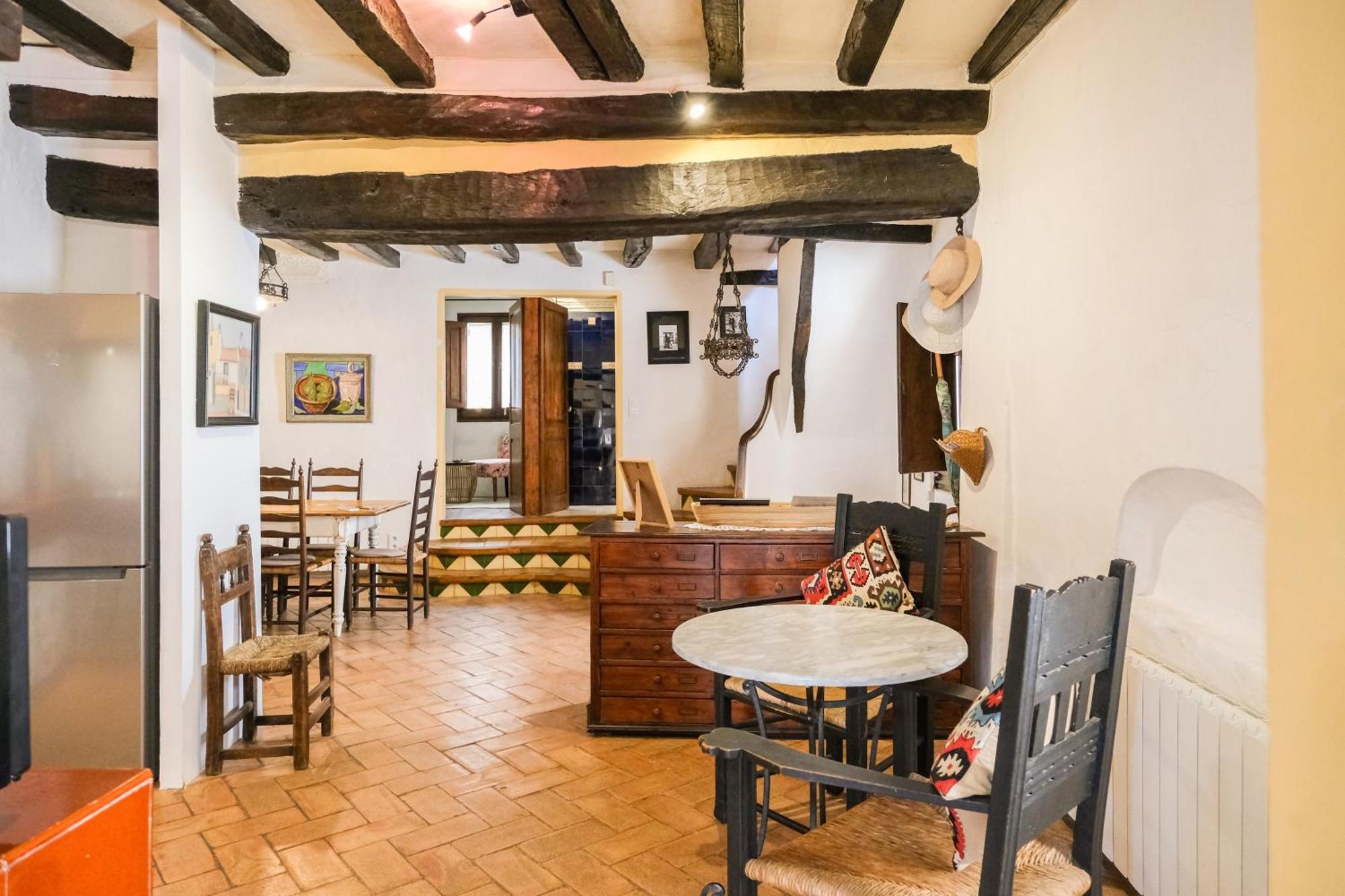 10 Del Pont Alojamiento Con Vistas Panoramicas Besalu Ngoại thất bức ảnh