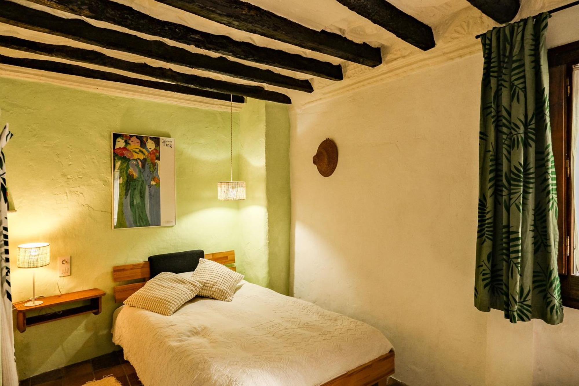 10 Del Pont Alojamiento Con Vistas Panoramicas Besalu Ngoại thất bức ảnh